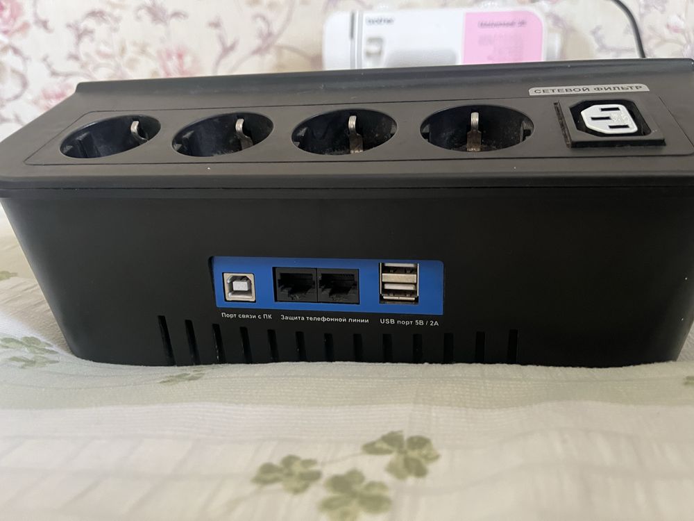 Линейно-Интерактивный ИБП с функцией сетевого фильтра SVC U-1000