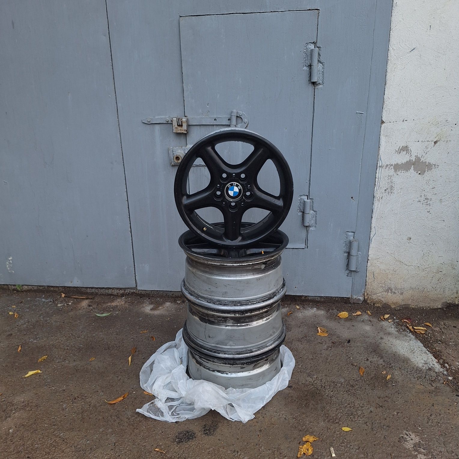 Продам Барбеты r16