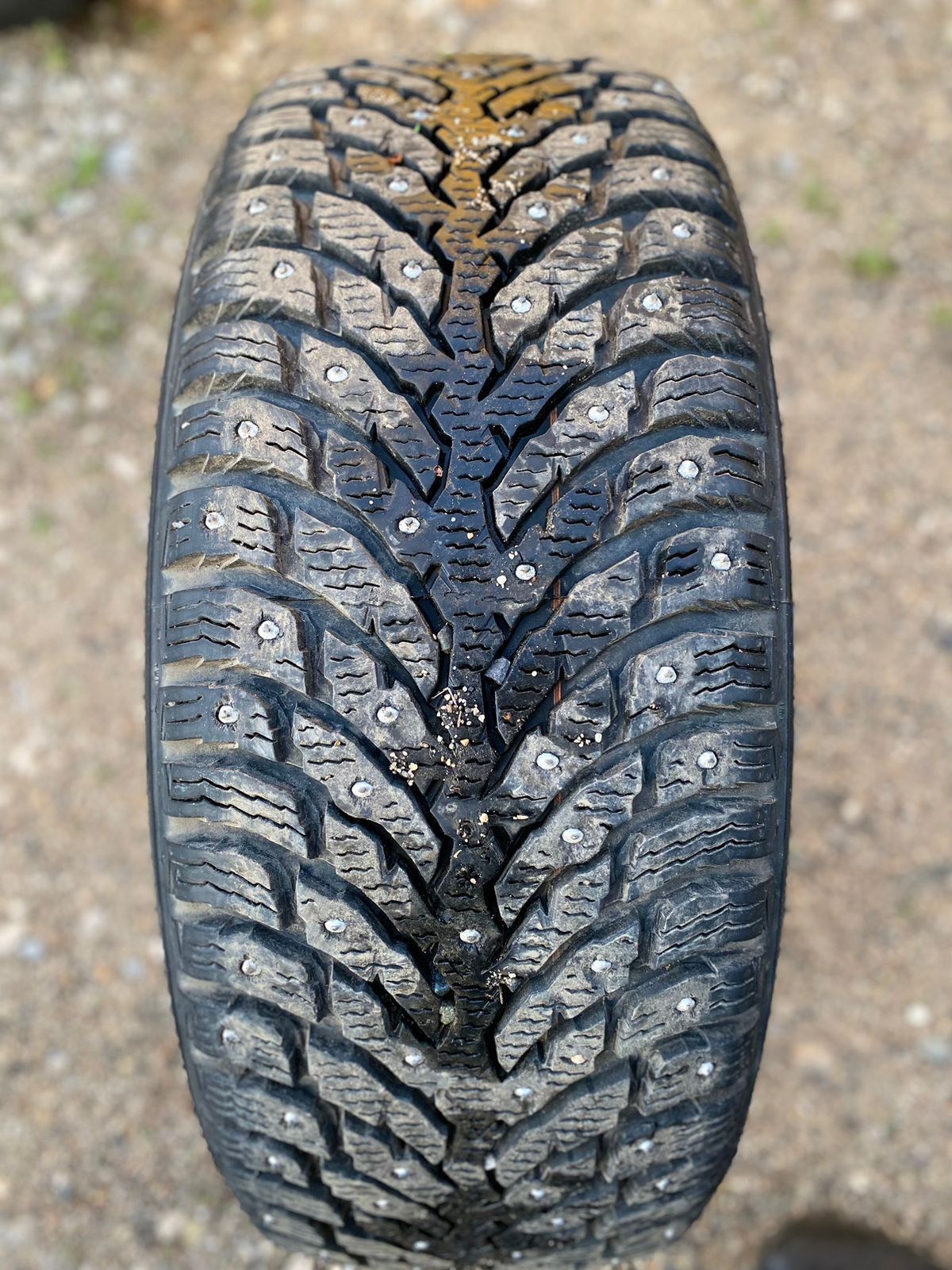 Продам  диски  шины комплект Nokian Hakkapeliitta Michelin