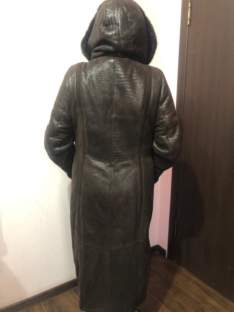 Срочно продам женскую дублёнку и видеокамера