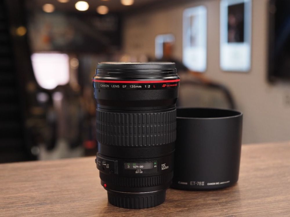 Объектив Canon EF 135mm f/2.0L USM