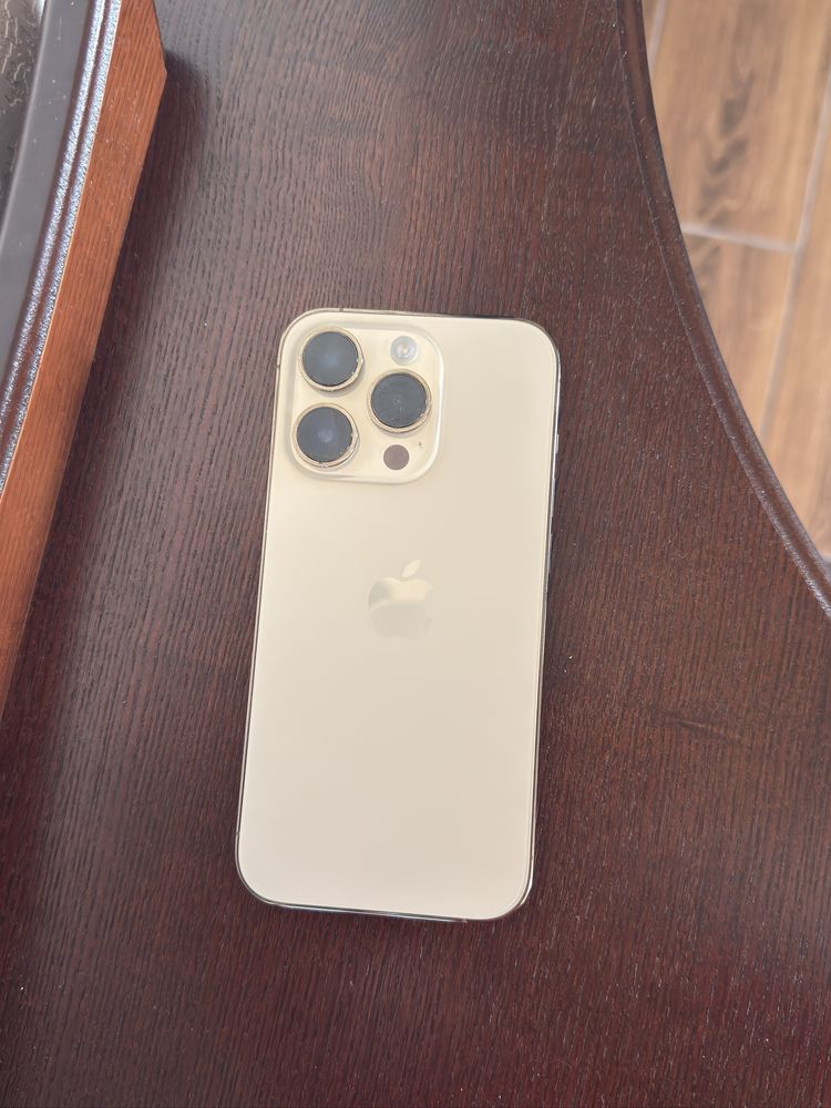 iPhone 14 Pro 128GB | Золотой | Отличное состояние | Face ID работает