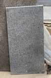 Гранитная серая плитка 60*30*2 глянец