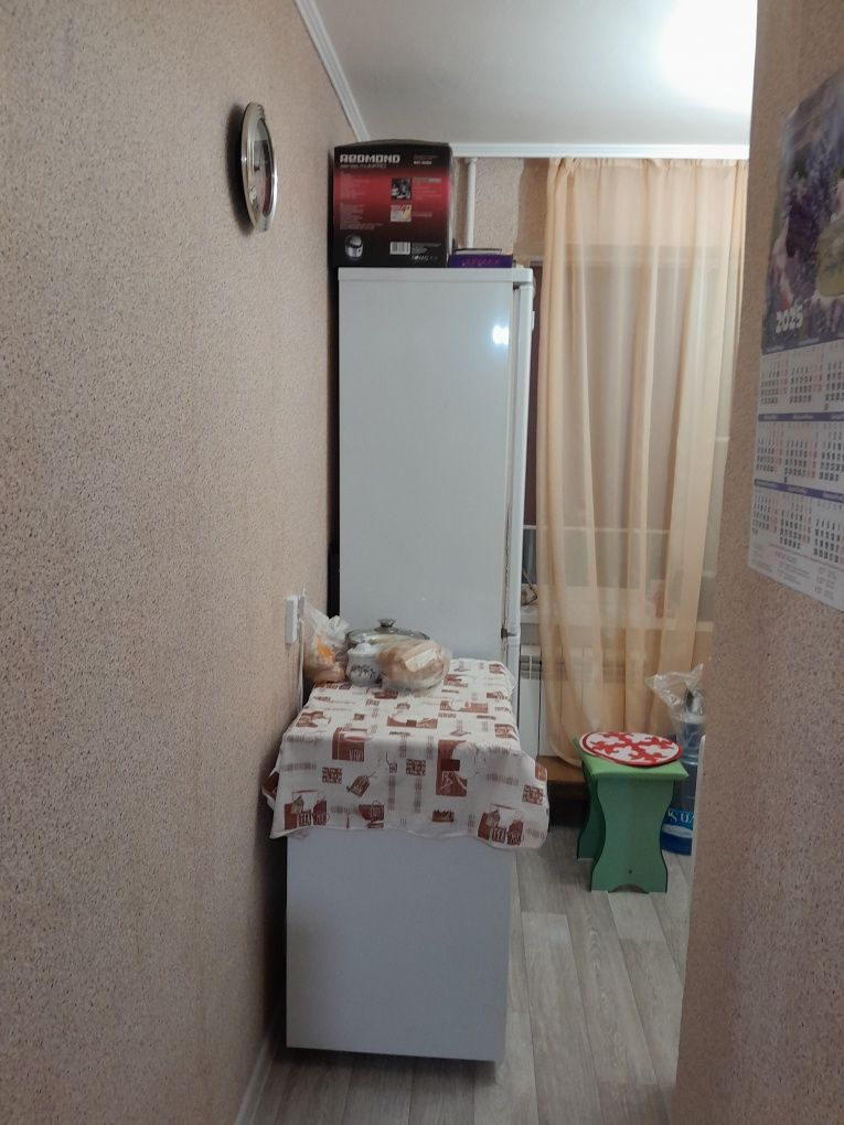 Продам 2 комнатную квартиру Катаева 15