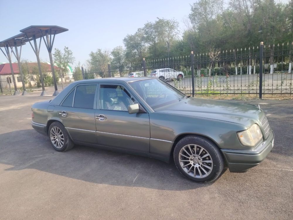 Мерседес Е 200 сатылады тез арада