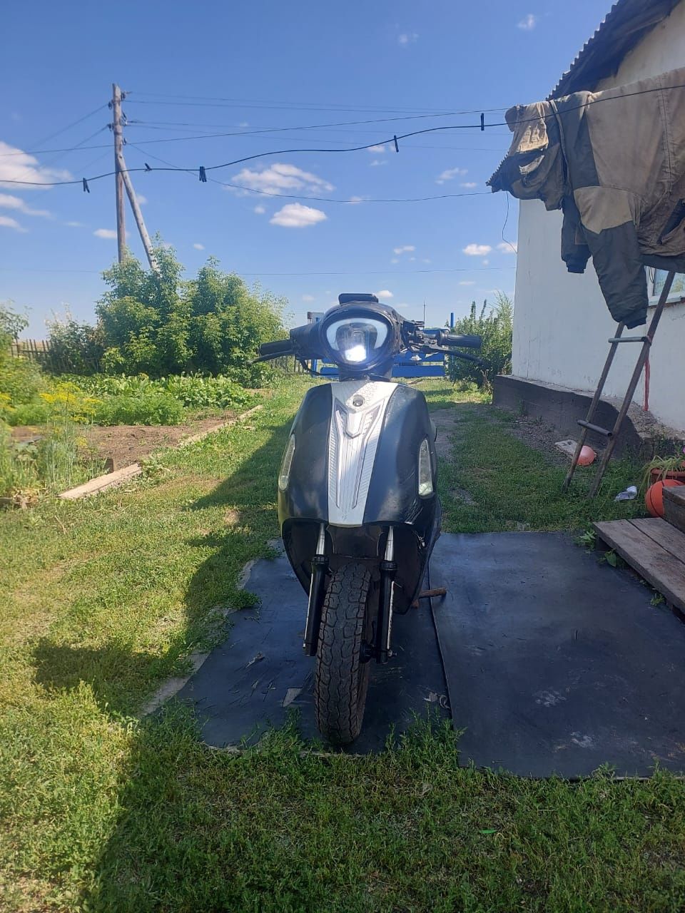 Продам скутер на ходу