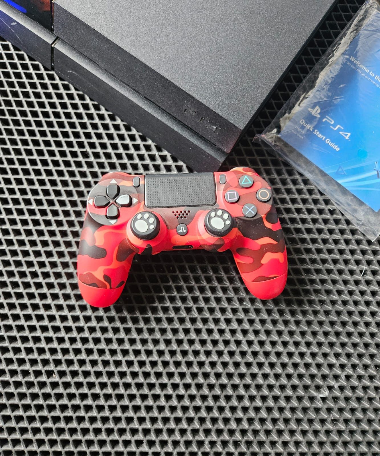 ПРОШИТАЯ 9.00 ps4 /2 джойстика/игры бесплатно.