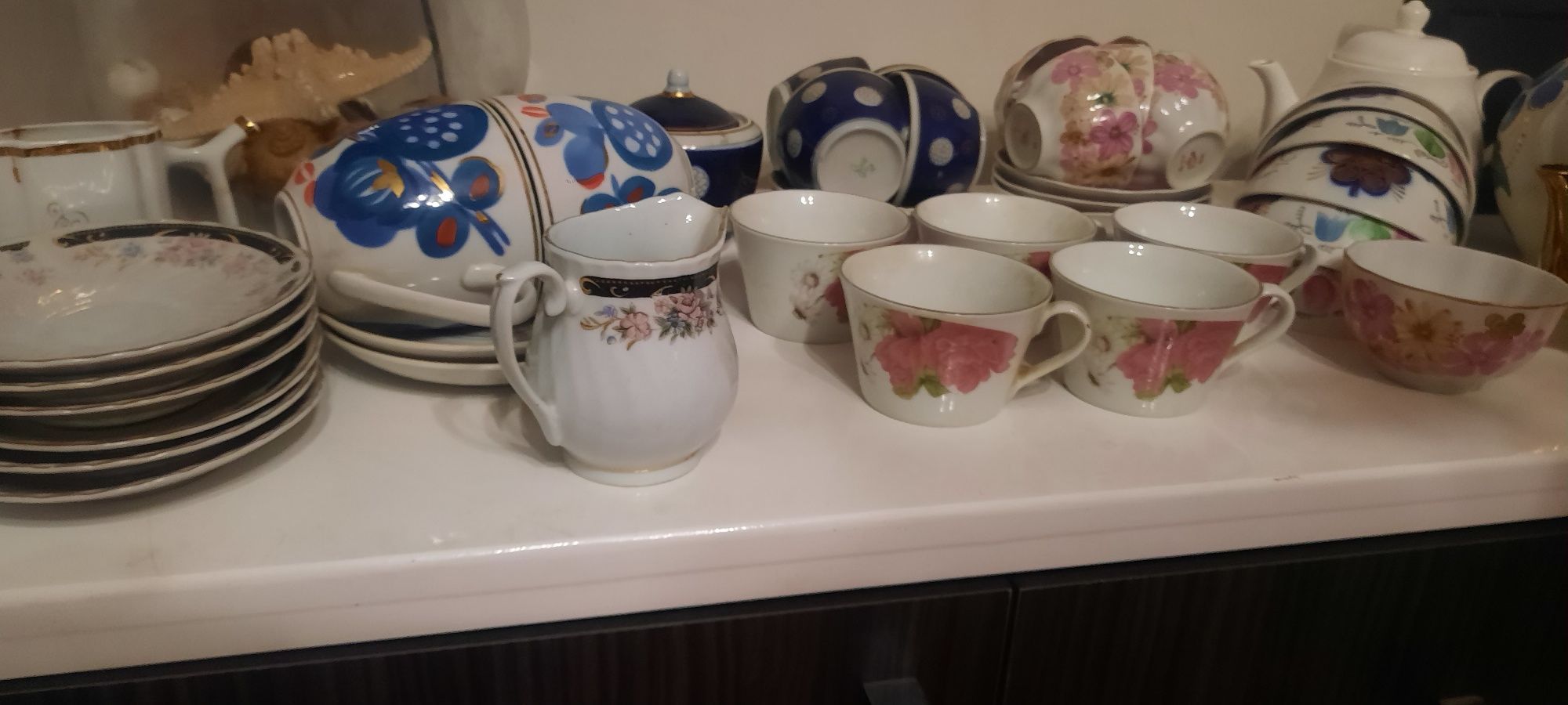 Продаю кухонную и столовую посуду
