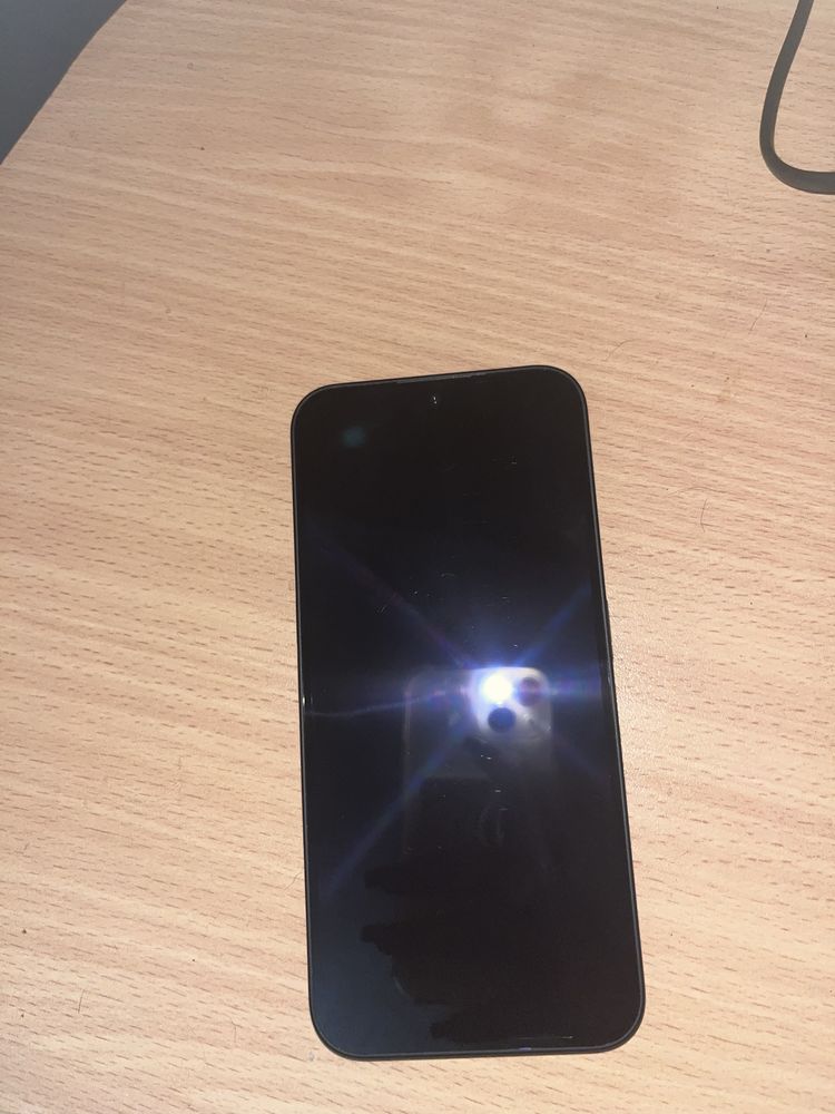 СРОЧНО ПРОДАМ смартфон Nothing 2a