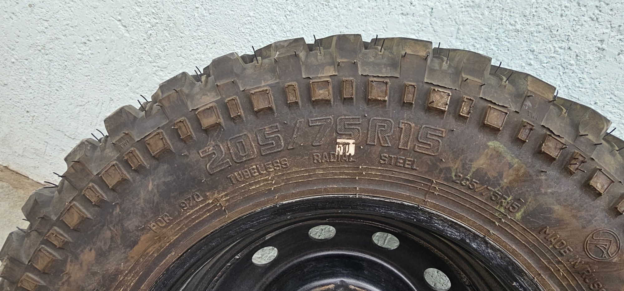 Диски с резиной 205х75х15