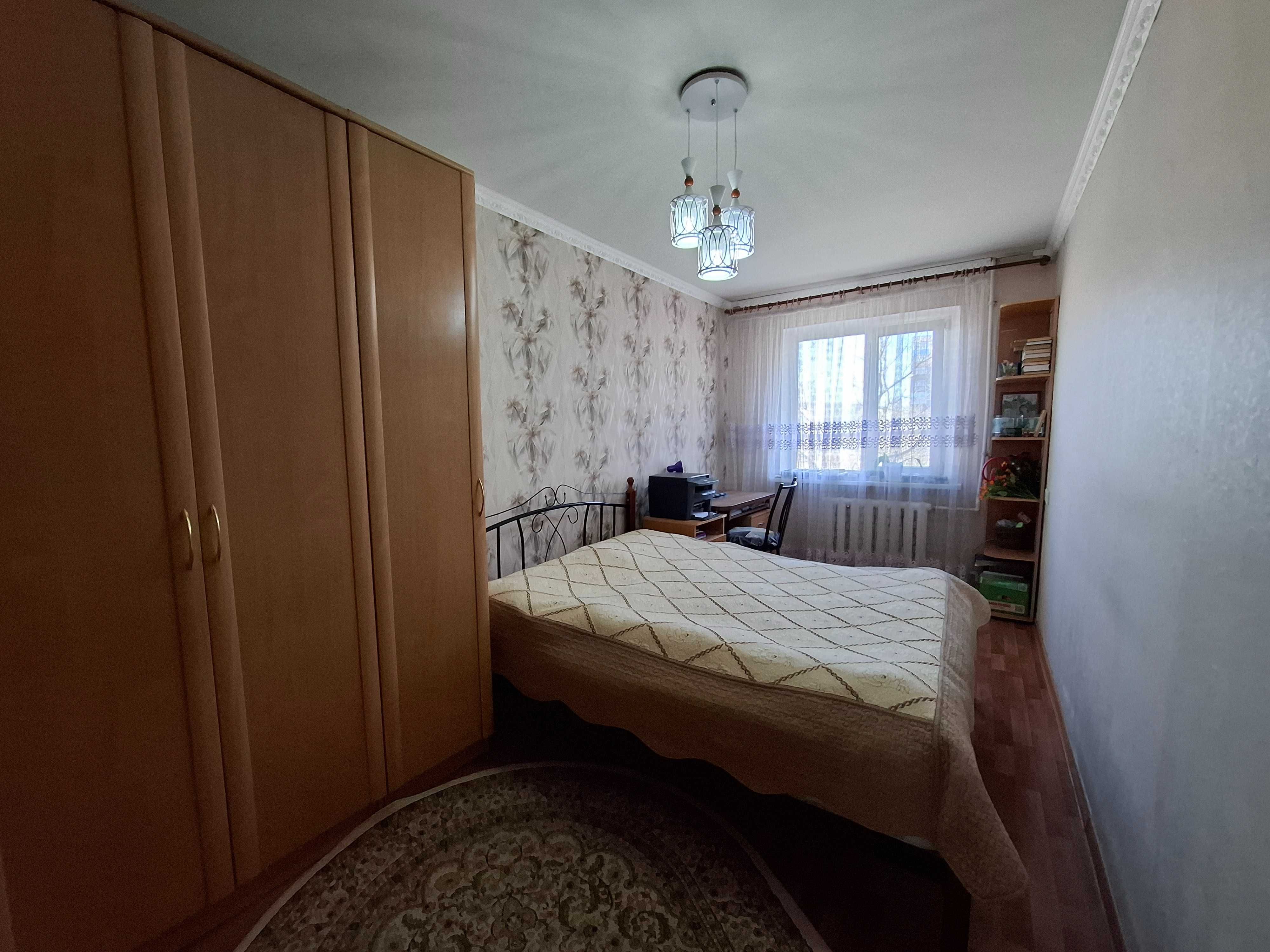 2 комн. квартира МАЙКУДУК 15 МКР. ДОМ 30 С хорошим ремонтом и мебелью.