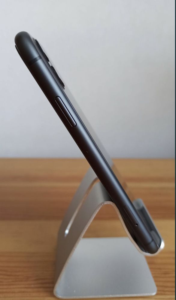 Apple IPhone 11 black