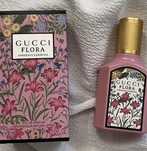 Gucci flora женская парфюм
