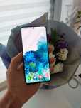 Samsung S20 Plus в отличном состоянии