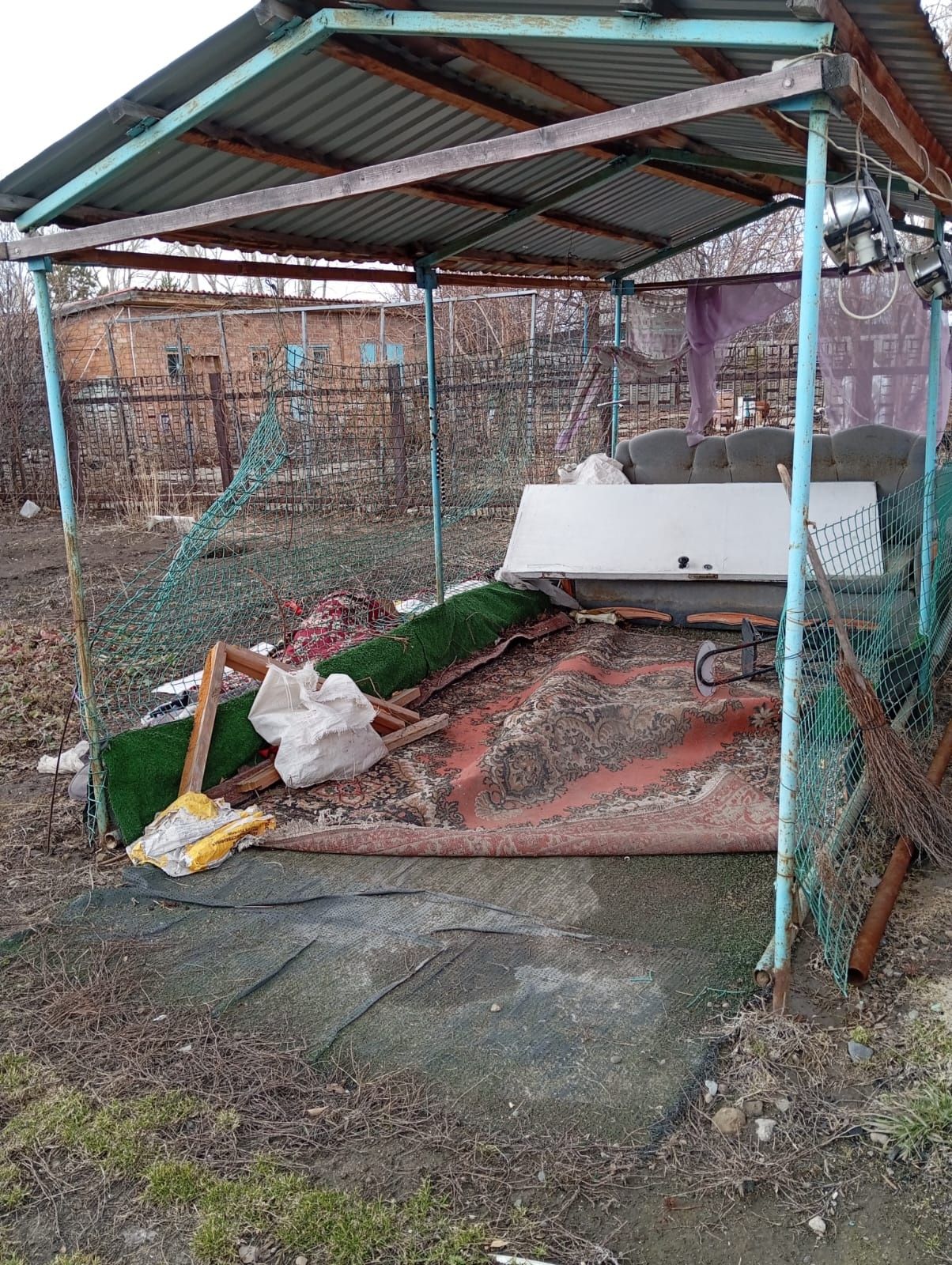 Продам дачу за два с половиной миллиона
