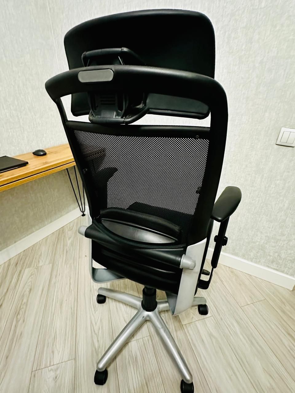 Кресло руководителя CHAIRMAN Ergo 281A chrome,