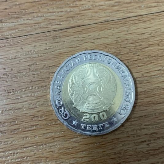 Продам юбилейную  монету  45 - 25 гг. За  80.000