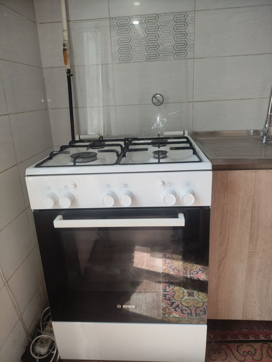 Продам Bosch газ плита