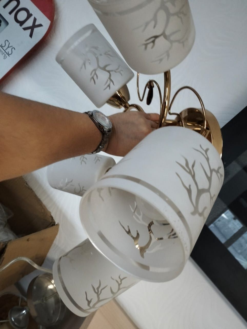 Продам люстры , не дорого