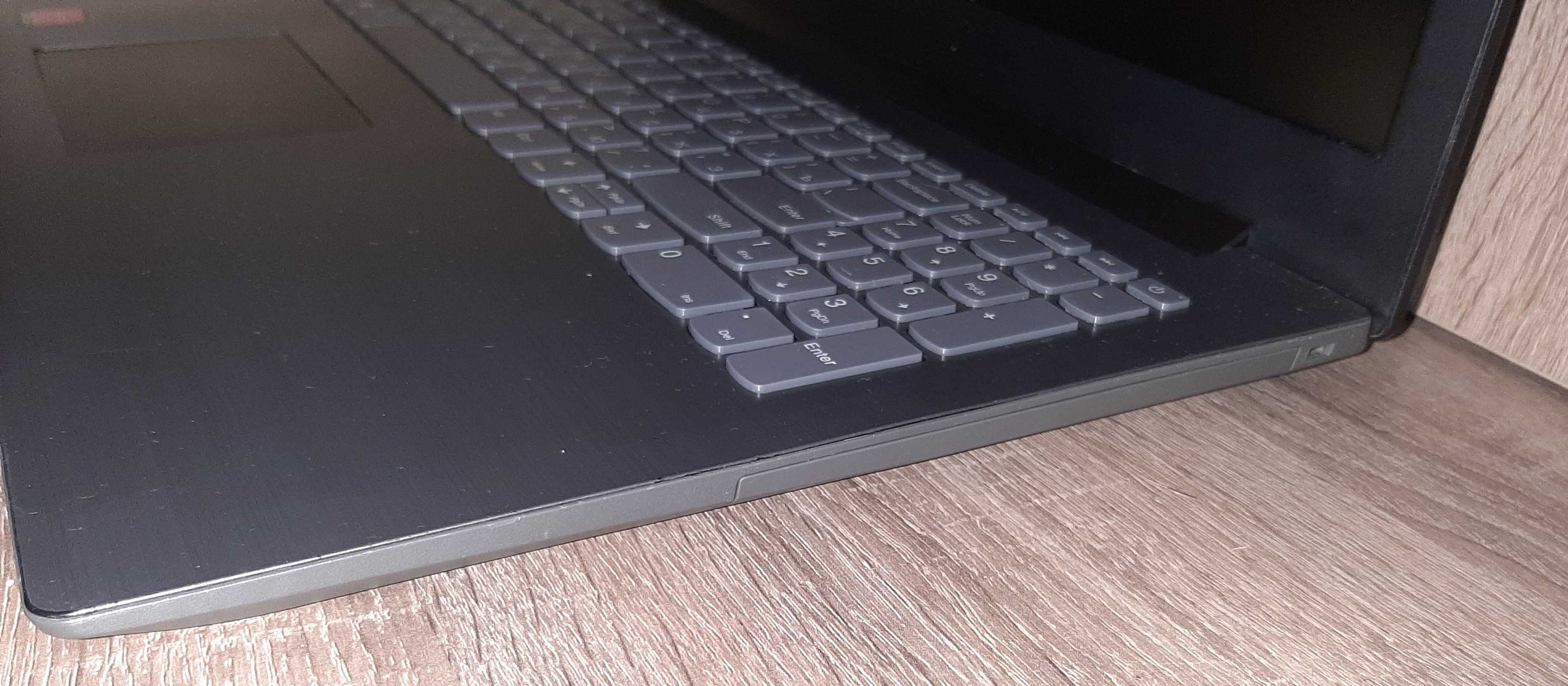Ноутбук Lenovo 320-15IKB