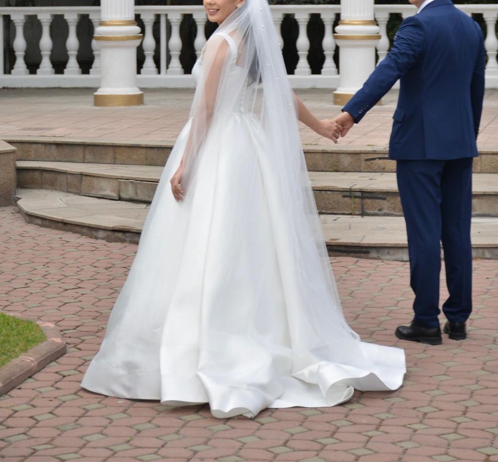 Свадебное платье