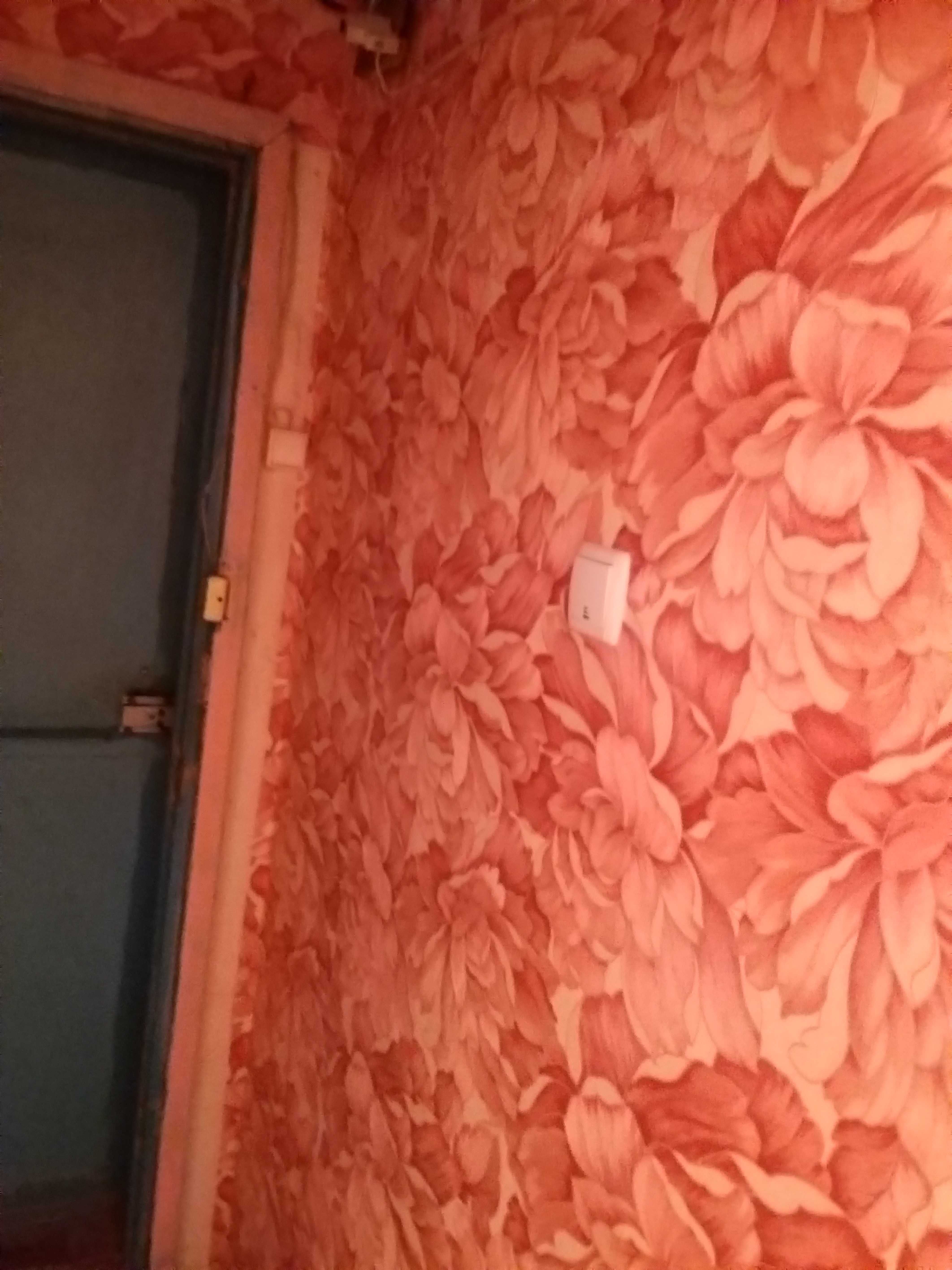 Хозяин Сдам небольшую 1 к.кв Акимат,центр,1 этаж,пр Абая,Фонтан