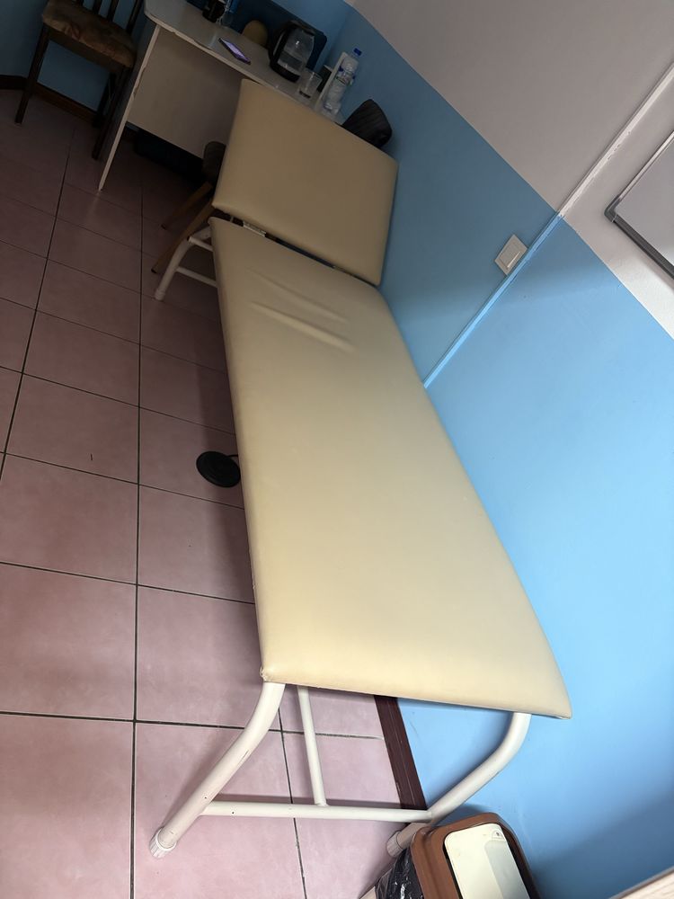 Кушетка медицинский