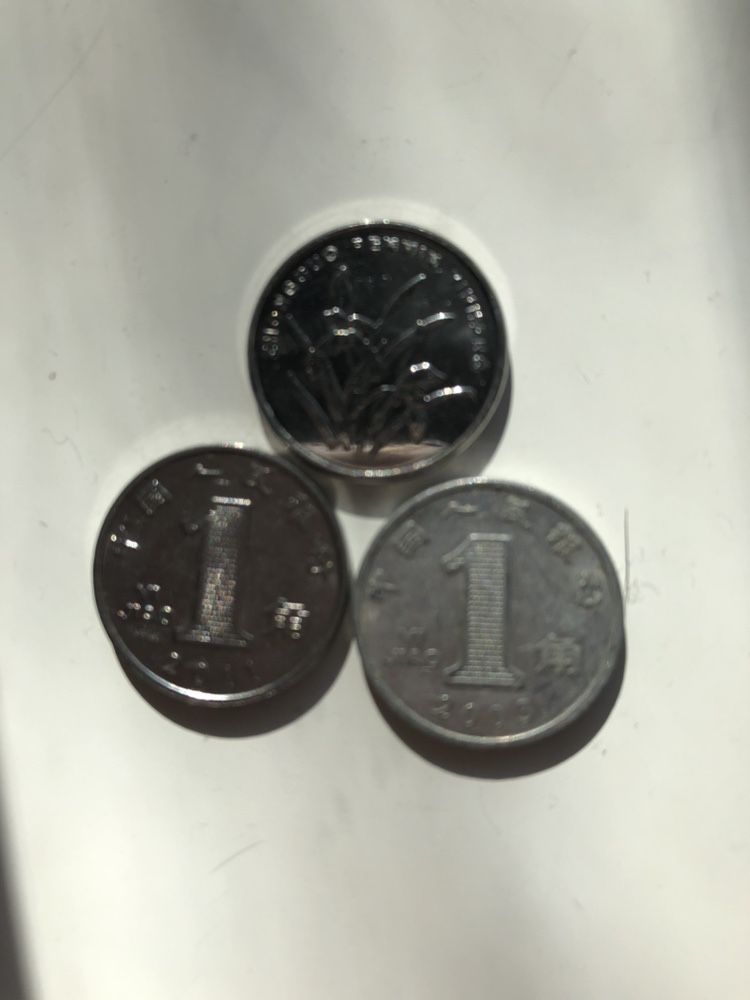 Монеты разных стран продам