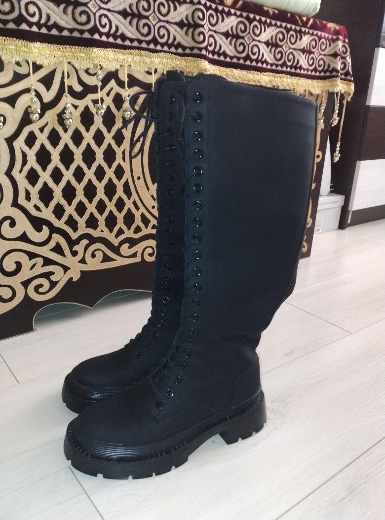 Сапоги от Zara Zara