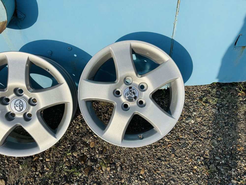 Продам диски от камри 35