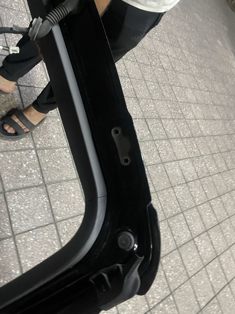 Продаю крышку багажника Toyota Estima