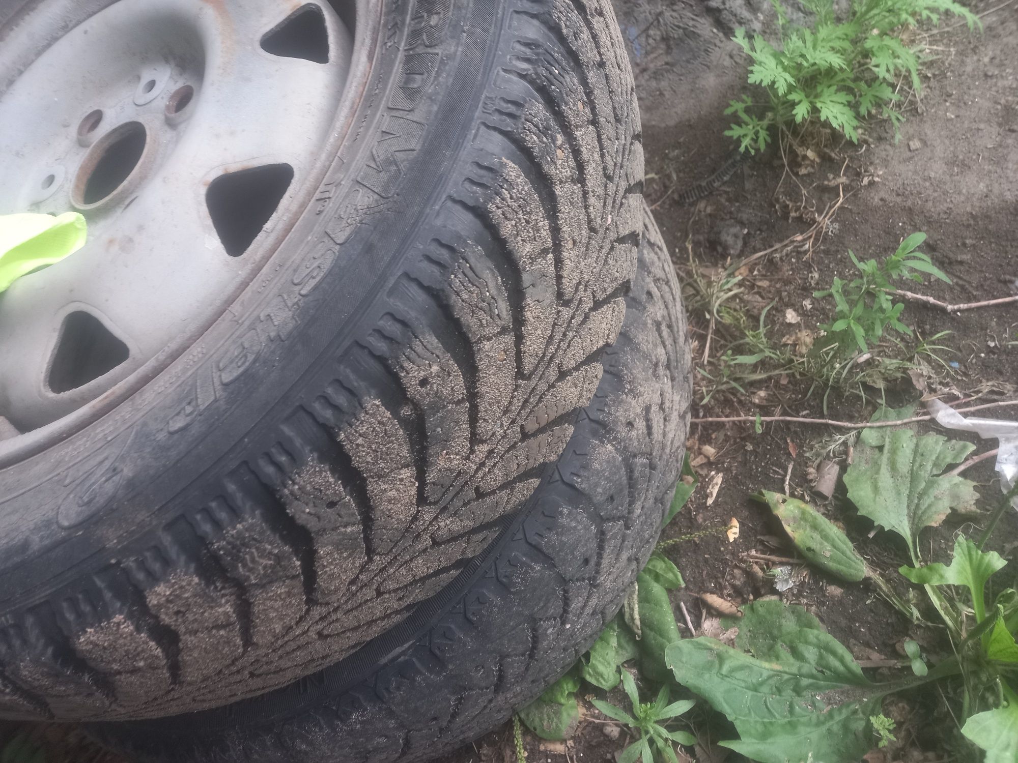 Продам 4 колеса r 14