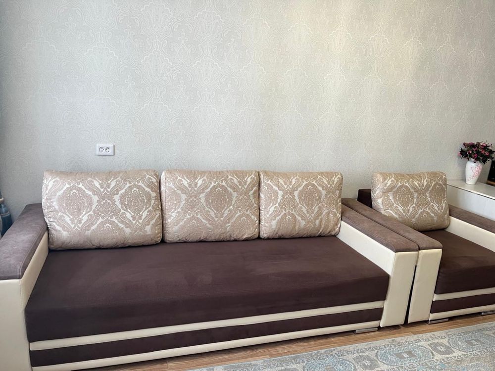 Продам мягкую мебель для гостиной