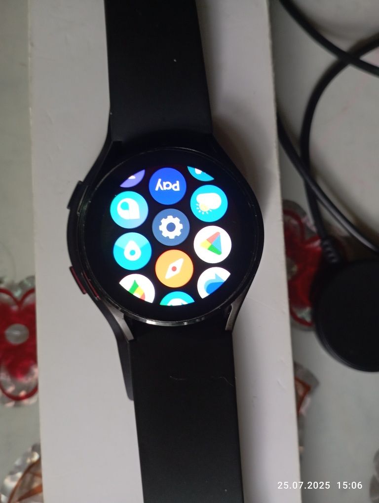 Продам часы Galaxy Watch 4