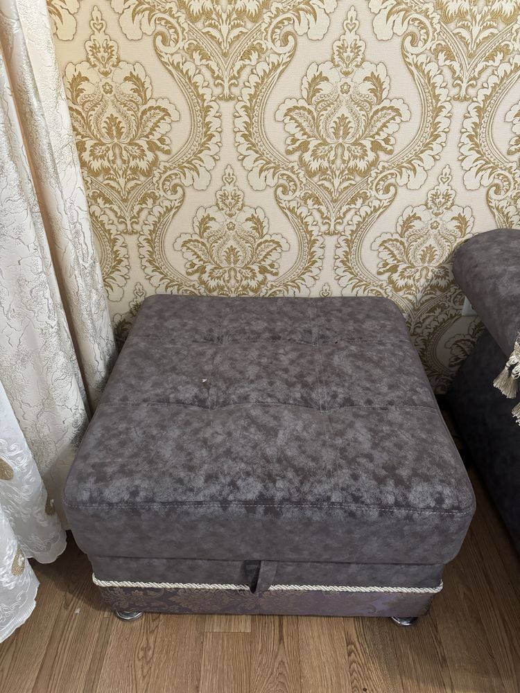 Продам диван в гостинную