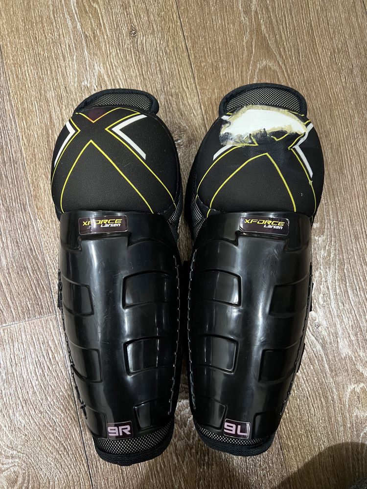 Продам хоккейную форму