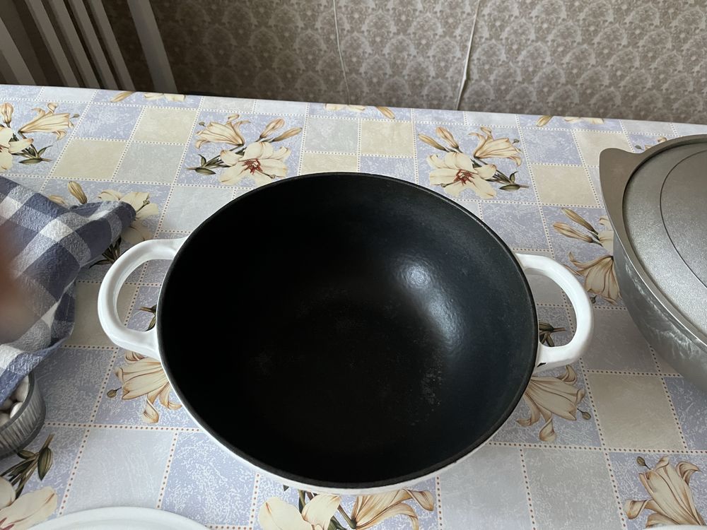 Продам казаны срочно!