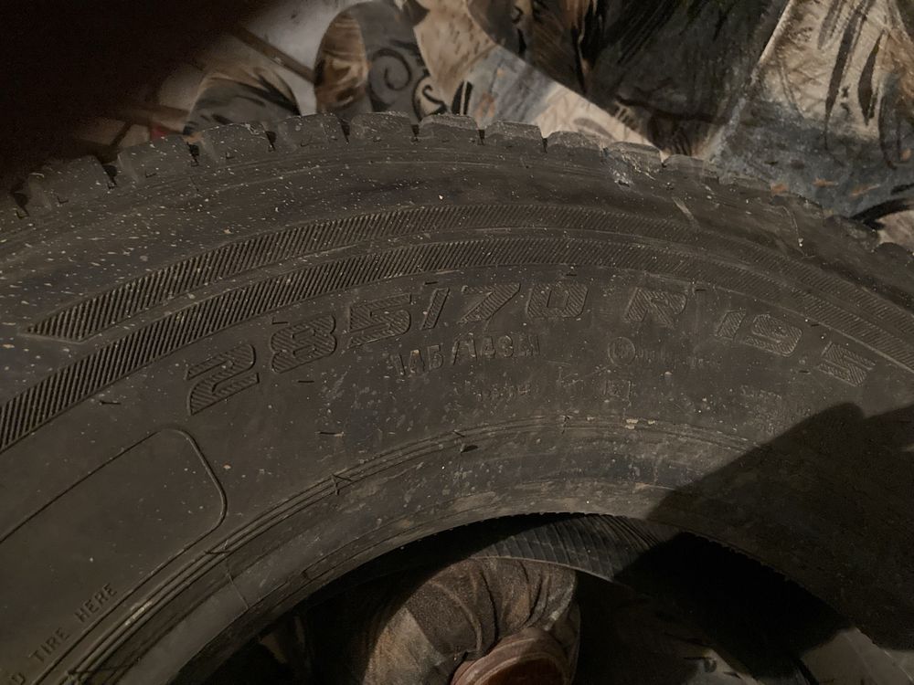 Покрышка от камаза 285/70/19.5