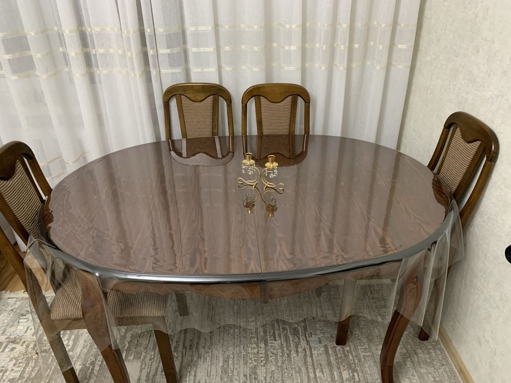 Продам стол для гостиной + 5 стульев