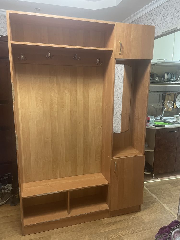 Продам мебель для прихожей