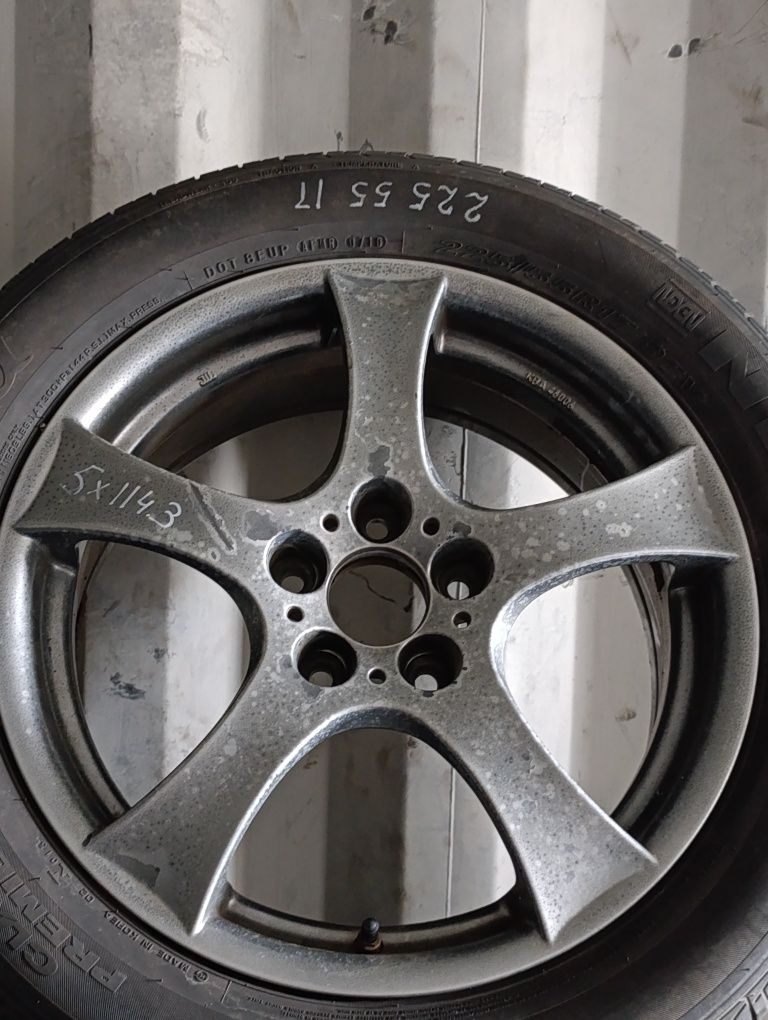 Диски л.п R17 c резиной 5*114.3 из Германии