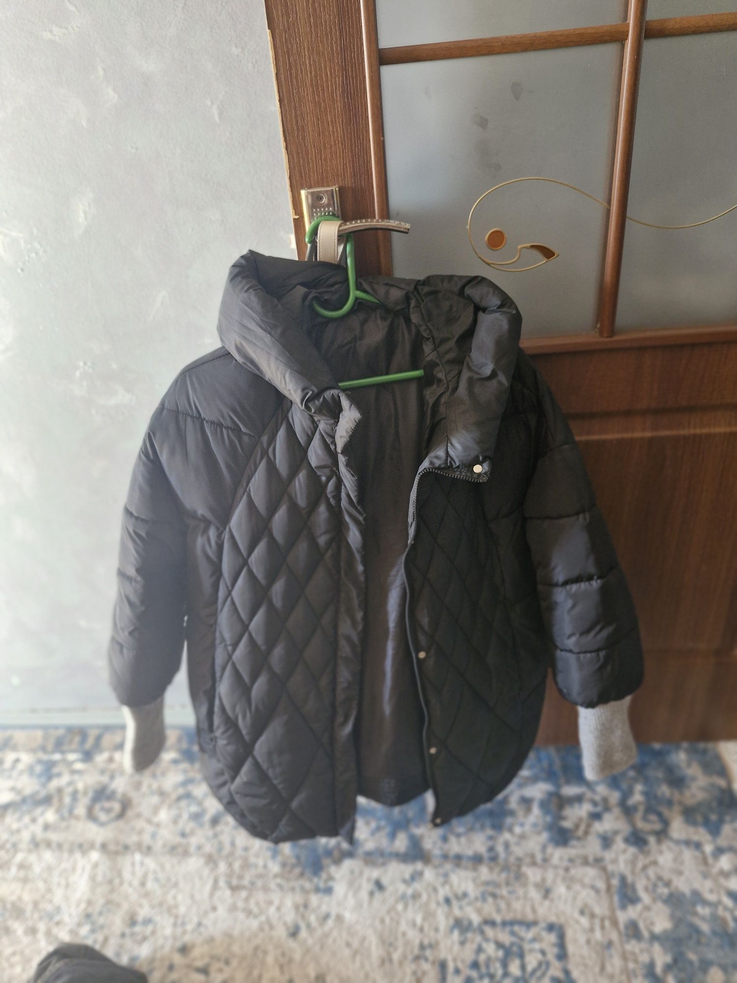 Продаётся Куртки в отличном состаяний
