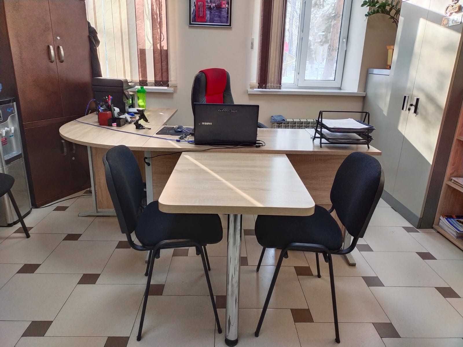 Срочно продается офисная мебель! Отличное предложение!