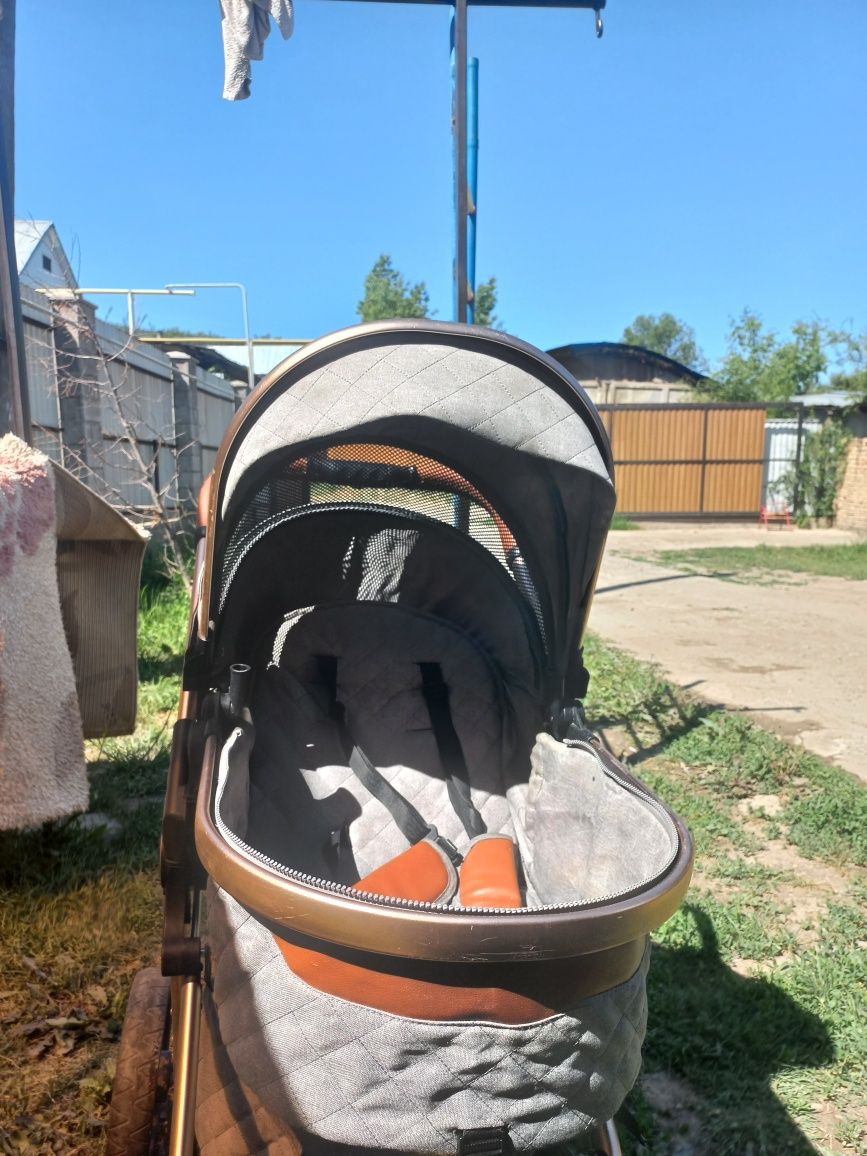 Продам коляску от Tektum