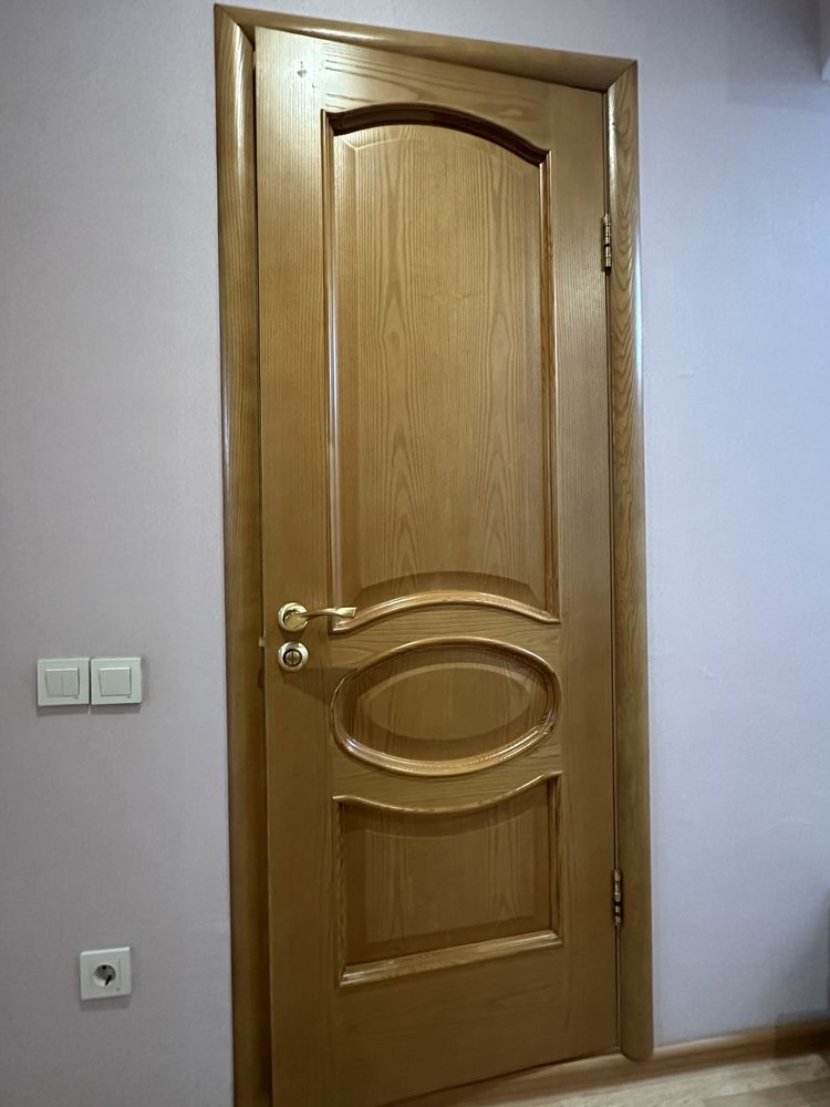 Продам двери межкомнатные в отличном состоянии