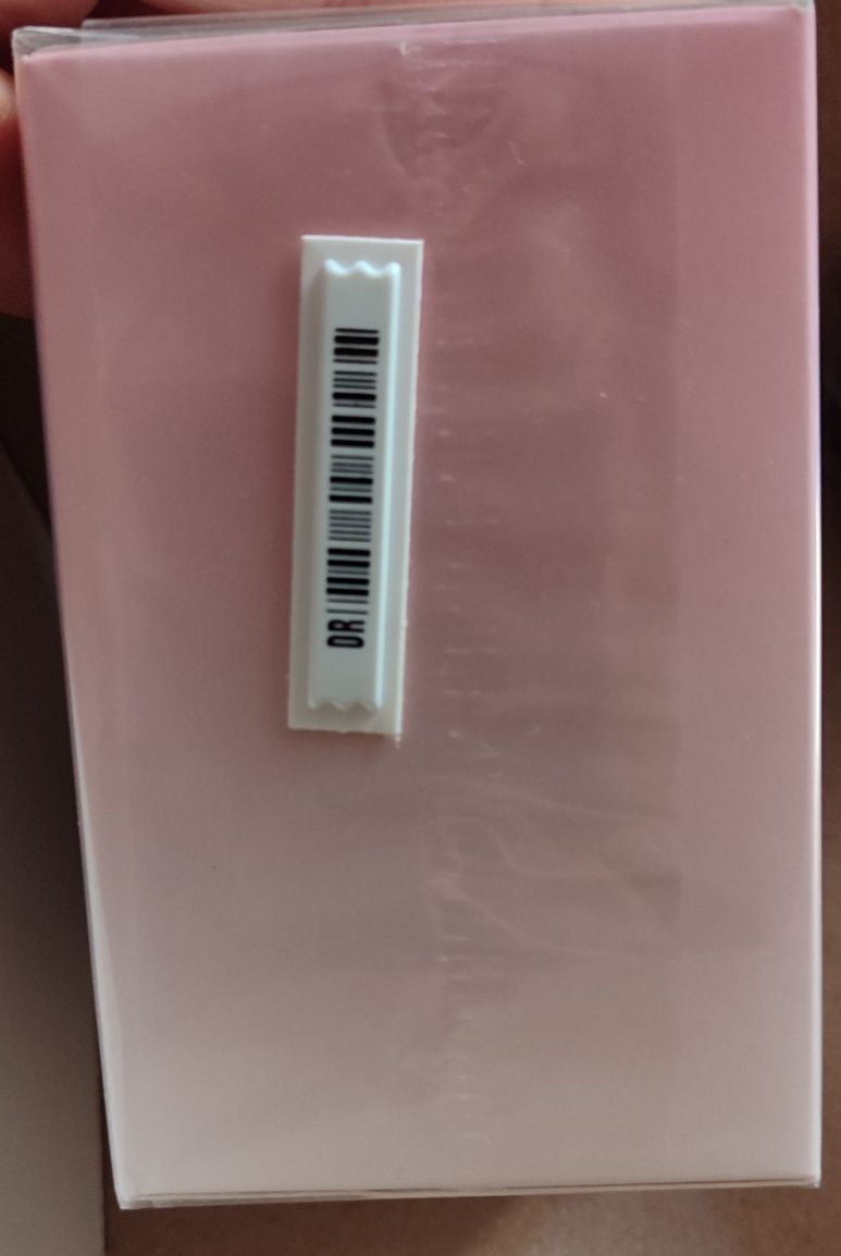 Продаётся Парфюмерная вода Versace Bright Crystal 90m оригинал l