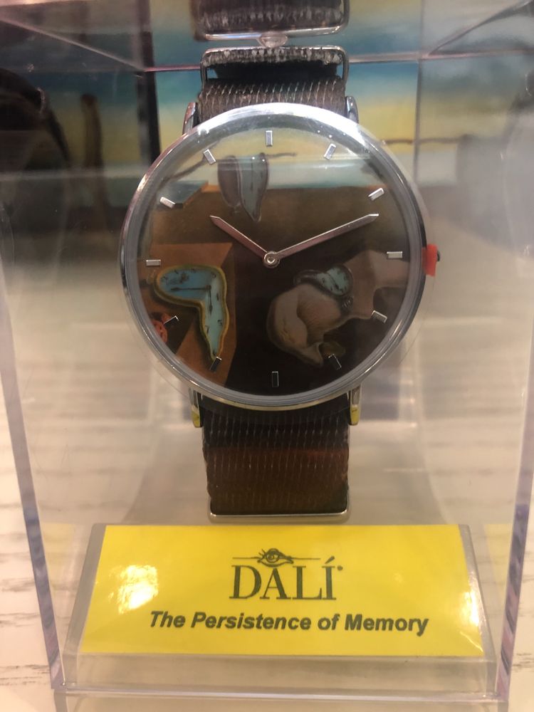 Часы DALI  швейцария