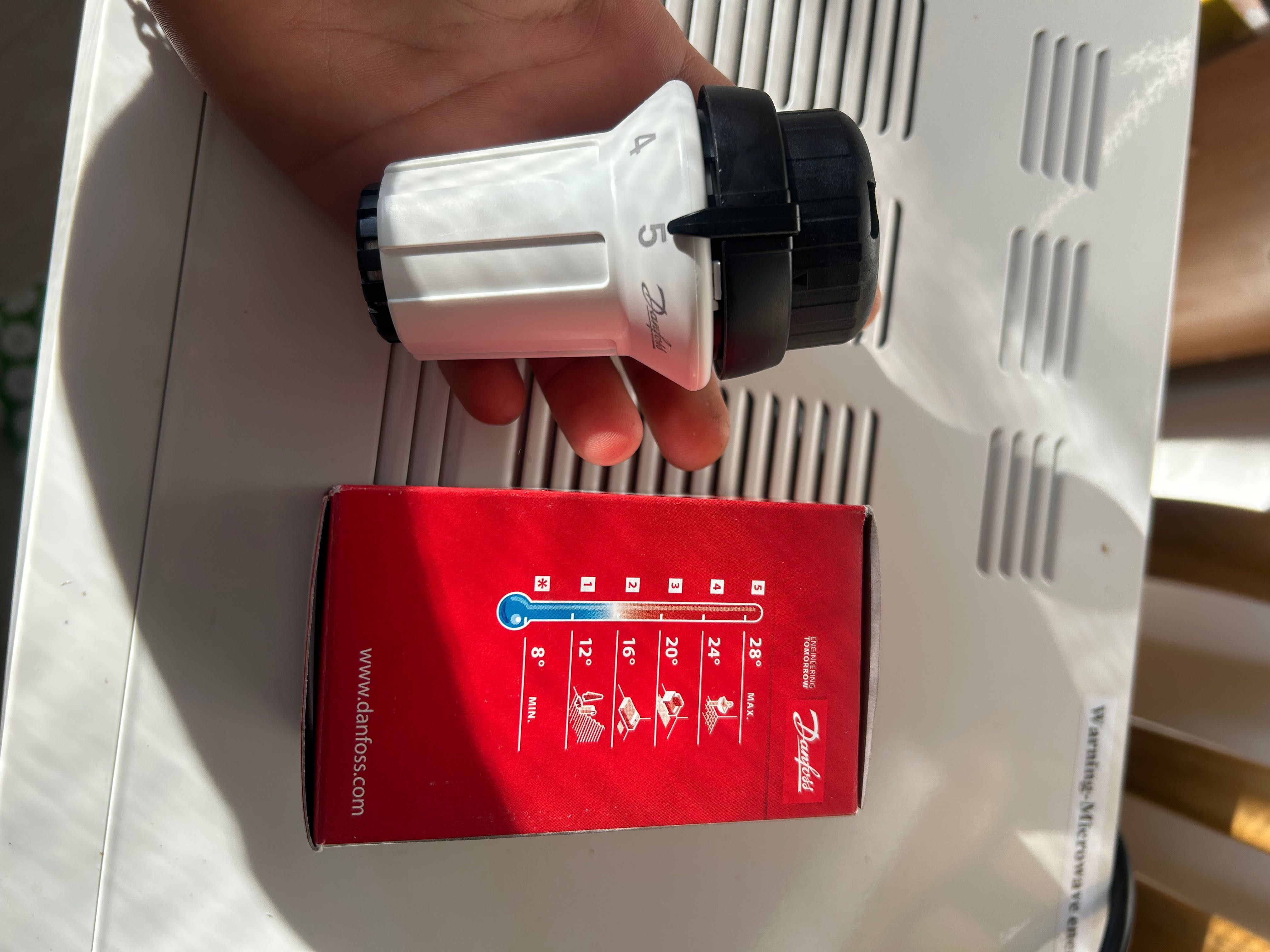 Danfoss термоголовка терморегулятор