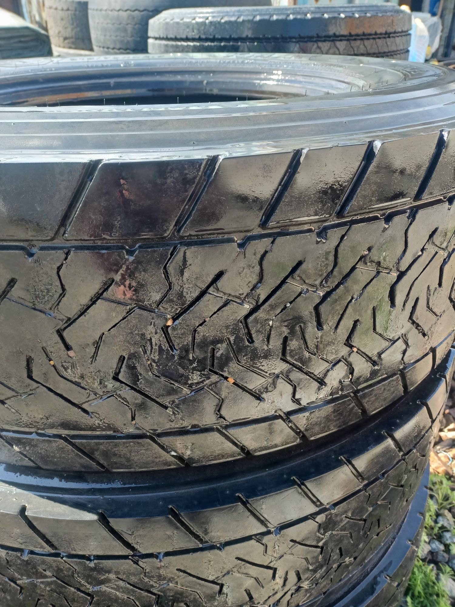 GOODYEAR Комплект шин на ведущую ость 315/70