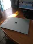 Срочно продам ультрабук Microsoft Surface Laptop.